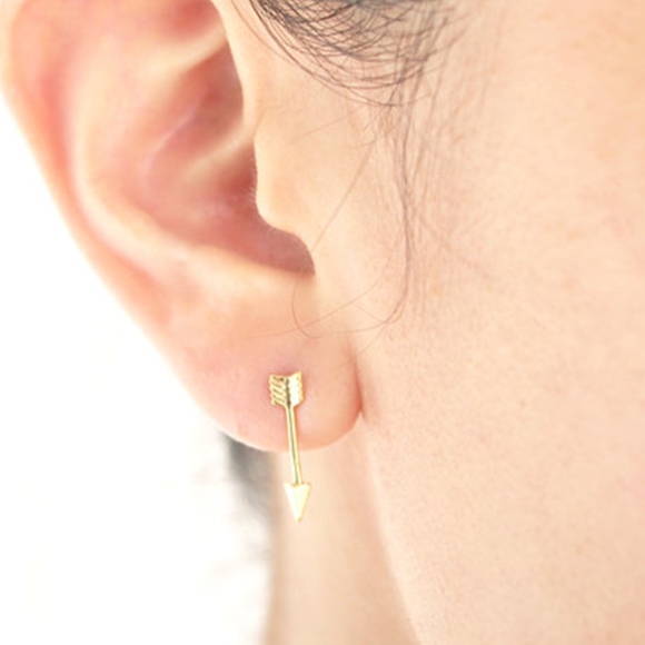 Dainty Gold Arrow Stud Earrings - Picture 4 of 6
